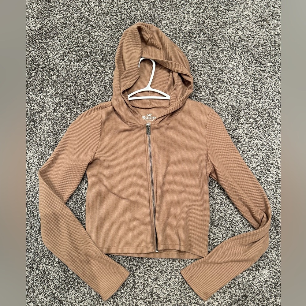 hollister cropped waffle top